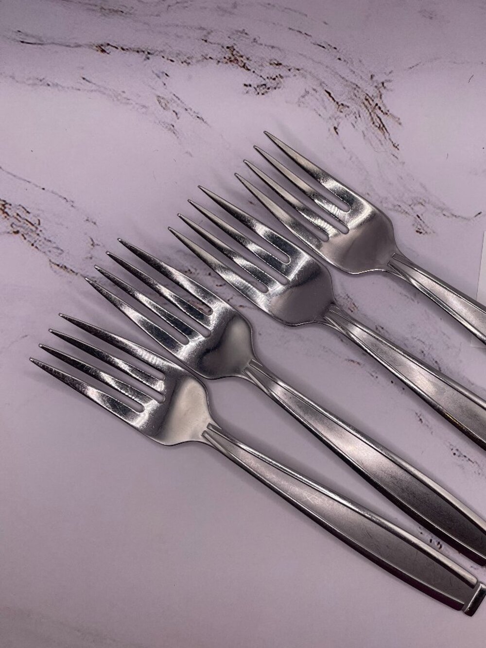 Oneida Stainless Steel Salad Dessert Forks Set of 4 Replacement Satin Shasta